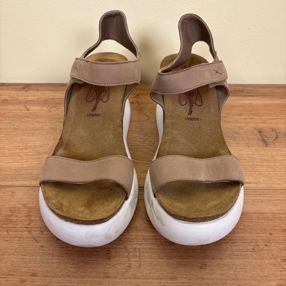 FLY LONDON‎ Self Fastener Sandals GOGO967FLY Size 38 Beige Cork Platform Wedge - Picture 5 of 11